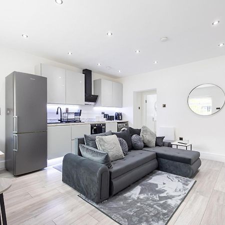 Westpoint Luxury Apartment Манчестер Экстерьер фото